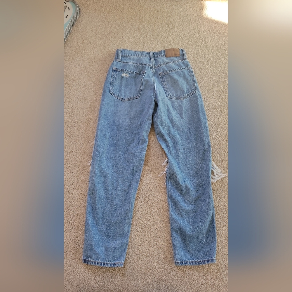 Aeropostale women's size 000 distressed mom jeans light blue Preowned waist 26" - Picture 6 of 10
